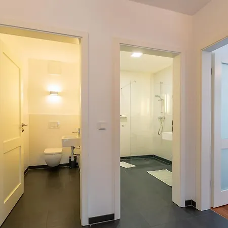 Lena Id 348 Apartment